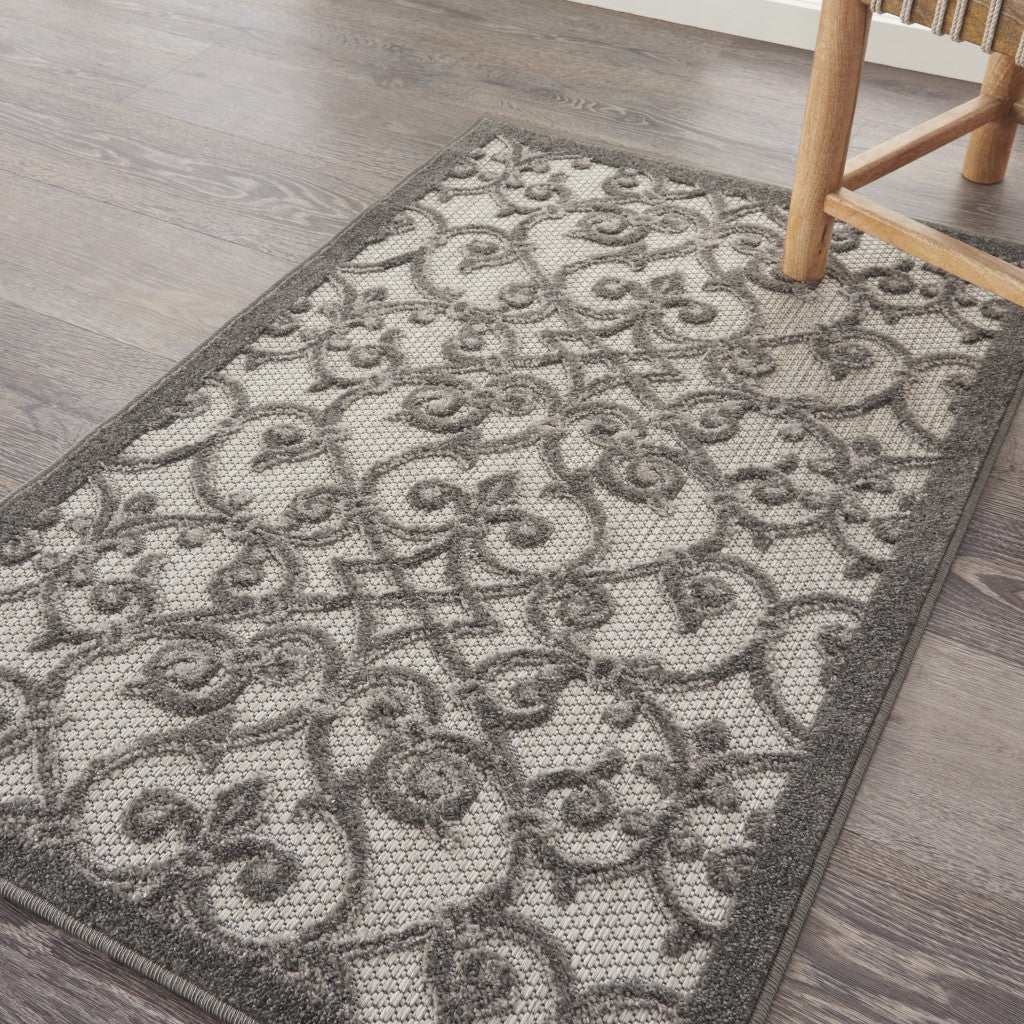 5' X 8' Gray Floral Indoor Outdoor Area Rug