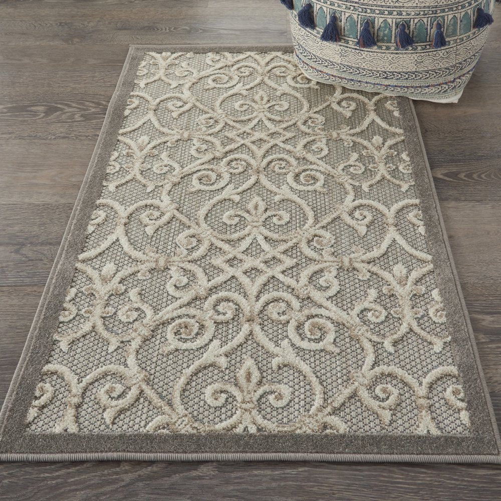 4' X 6' Gray And Ivory Indoor Outdoor Area Rug