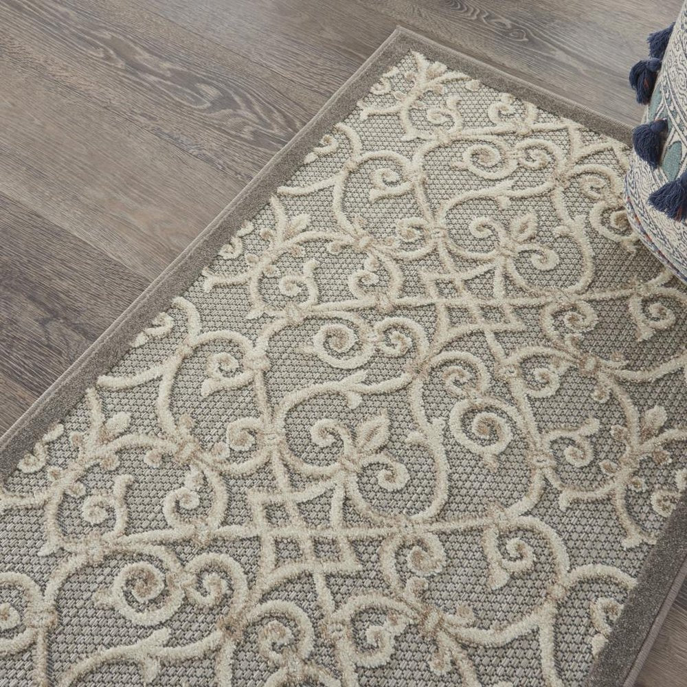 5' X 8' Gray And Ivory Indoor Outdoor Area Rug