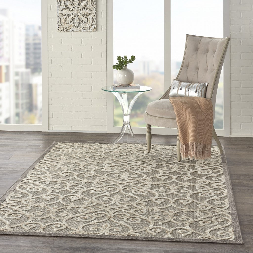 4' X 6' Gray And Ivory Floral Indoor Outdoor Area Rug