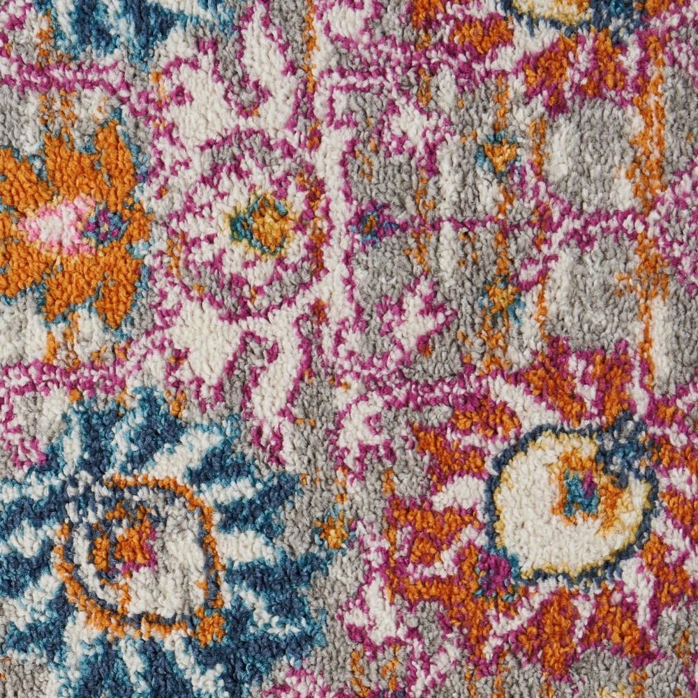 5' X 7' Gray And Pink Floral Distressed Area Rug