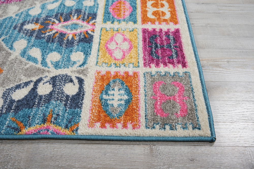 5' X 7' Gray Blue And Orange Ogee Distressed Area Rug