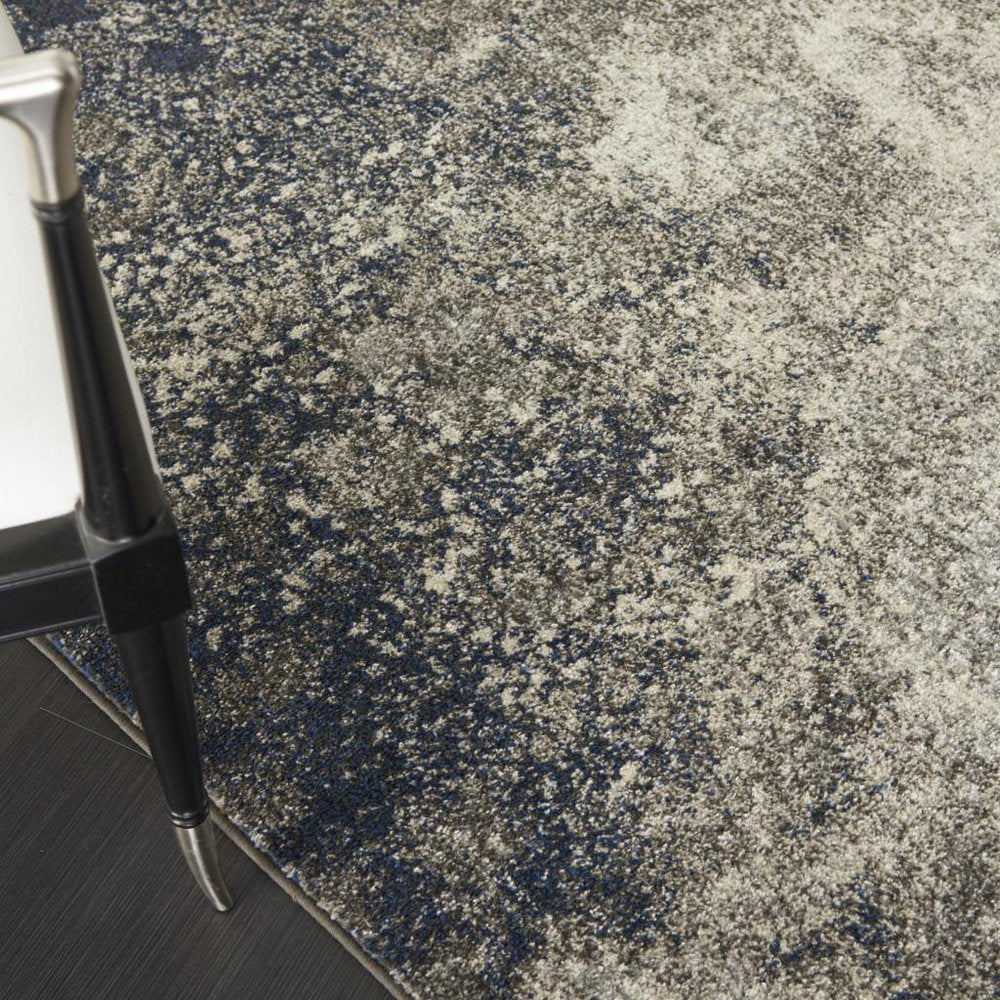 8' X 10' Gray And Ivory Abstract Area Rug