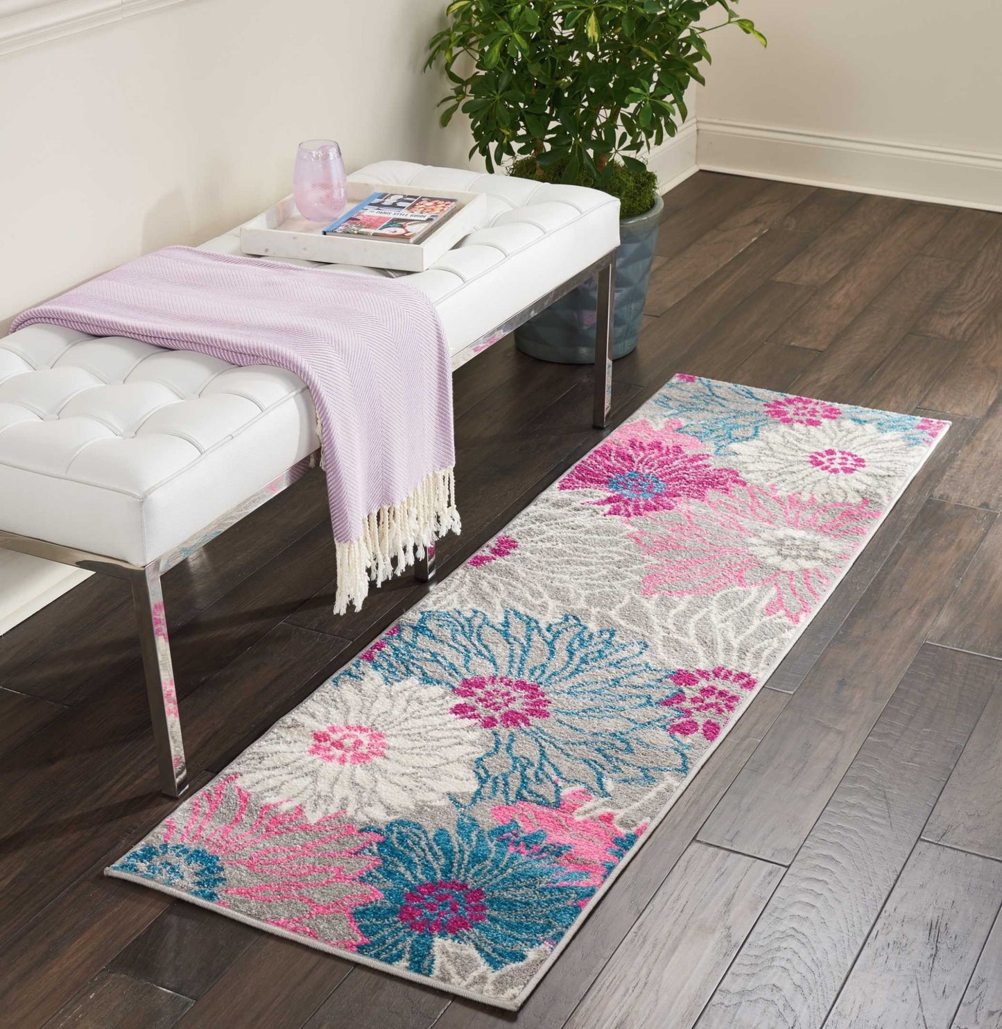 5' X 7' Gray Floral Dhurrie Area Rug