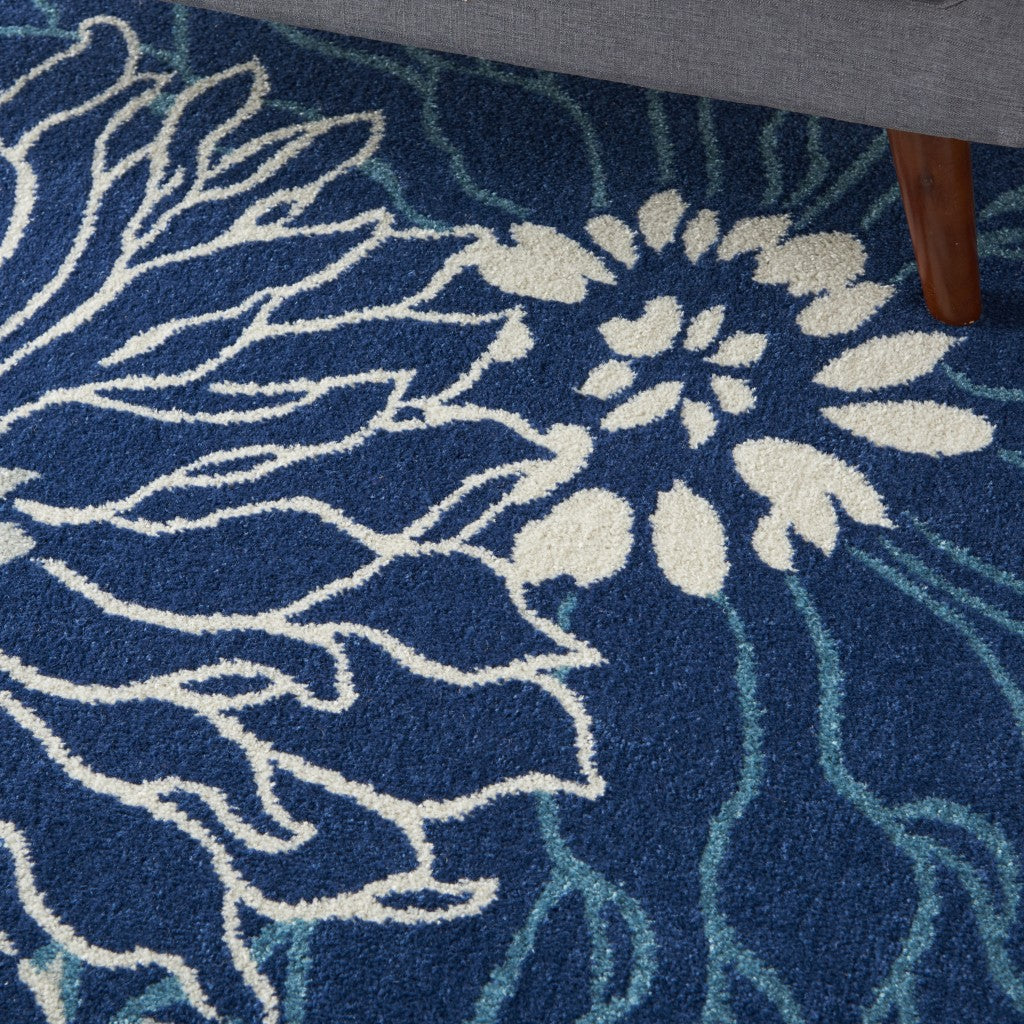 4' X 6' Blue And Ivory Floral Power Loom Area Rug
