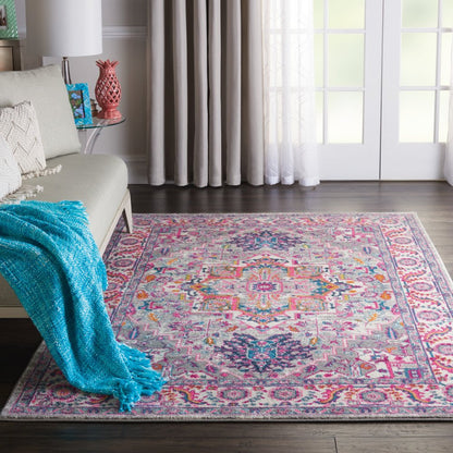 4' X 6' Light Gray And Pink Medallion Area Rug