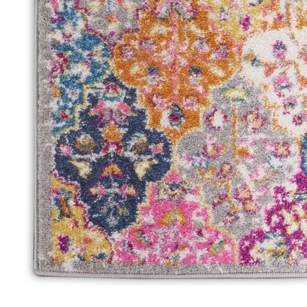 4' X 6' Gray Blue And Orange Quatrefoil Distressed Area Rug