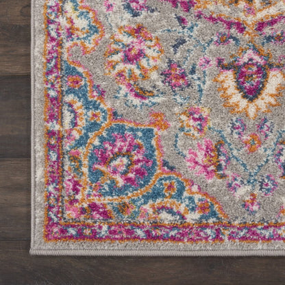 4' X 6' Gray And Ivory Medallion Area Rug
