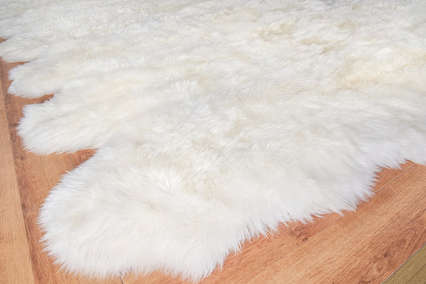 EXQUISITE RUGS OUTLET  Sheepskin Indoor Hand Stitched    - 3855-8'X11'