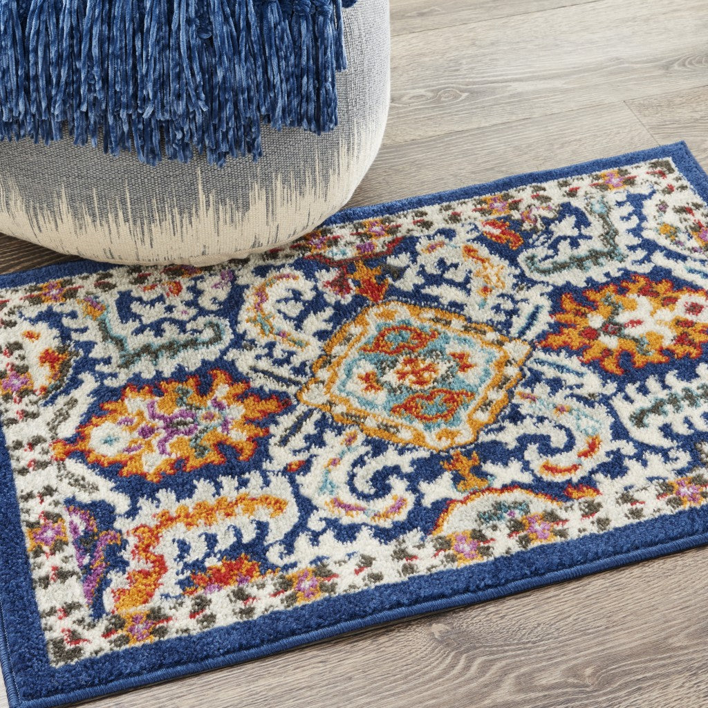 5' X 7' Blue And Ivory Power Loom Area Rug