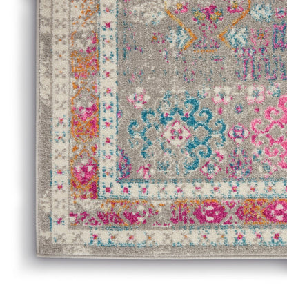 5' X 7' Gray And Ivory Abstract Distressed Area Rug