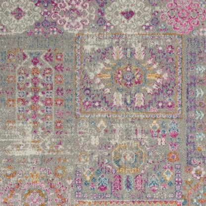 5' X 7' Gray And Ivory Abstract Distressed Area Rug