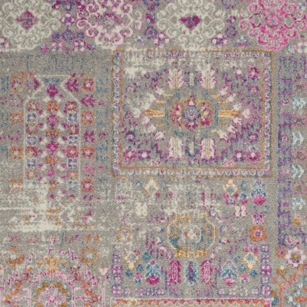 5' X 7' Gray And Ivory Abstract Distressed Area Rug