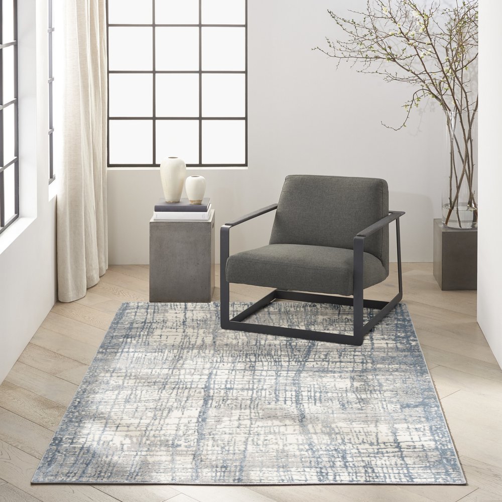 5' X 7' Gray And Ivory Abstract Distressed Area Rug