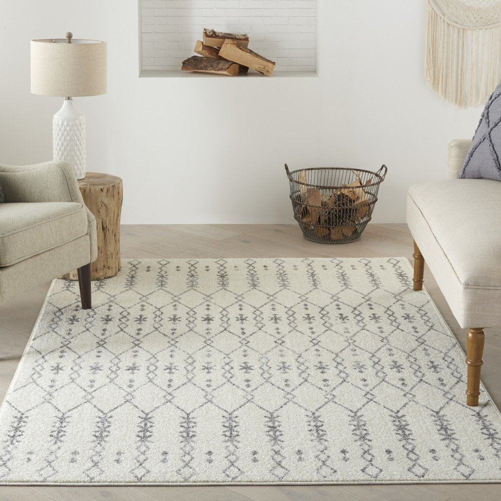 8' X 10' Gray And Ivory Geometric Distressed Area Rug