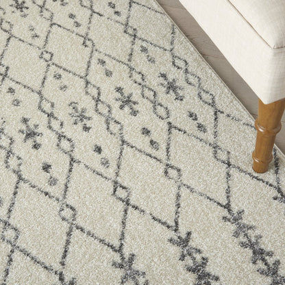 8' X 10' Gray And Ivory Geometric Distressed Area Rug