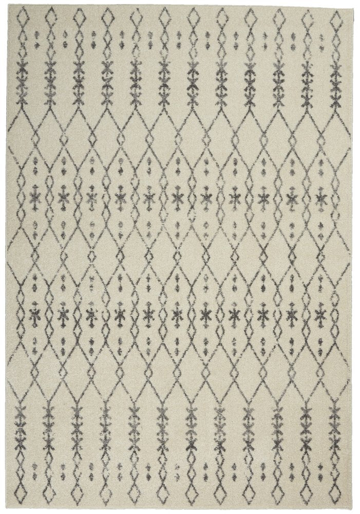 8' X 10' Gray And Ivory Geometric Distressed Area Rug