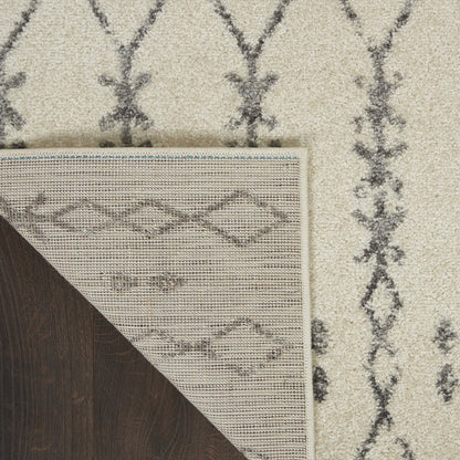8' X 10' Gray And Ivory Geometric Distressed Area Rug