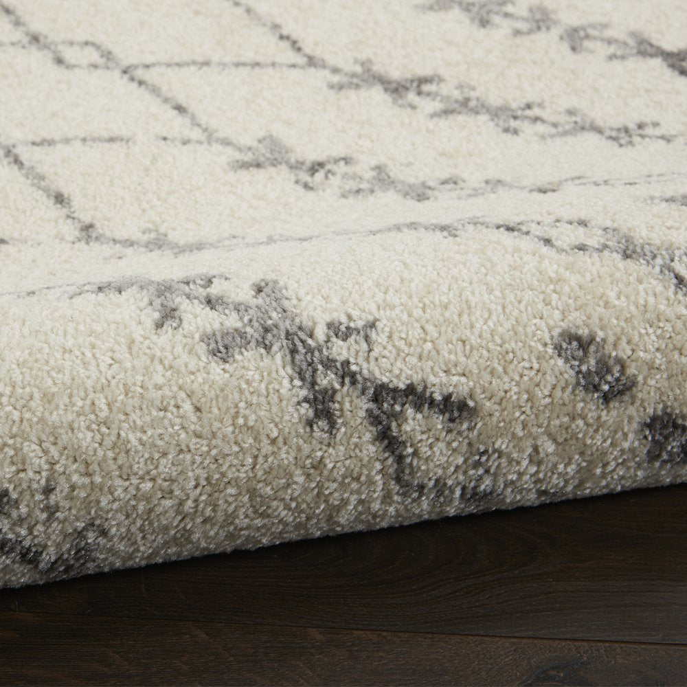 8' X 10' Gray And Ivory Geometric Distressed Area Rug