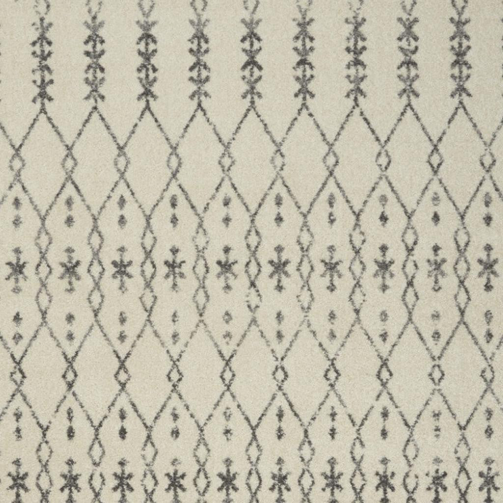 8' X 10' Gray And Ivory Geometric Distressed Area Rug