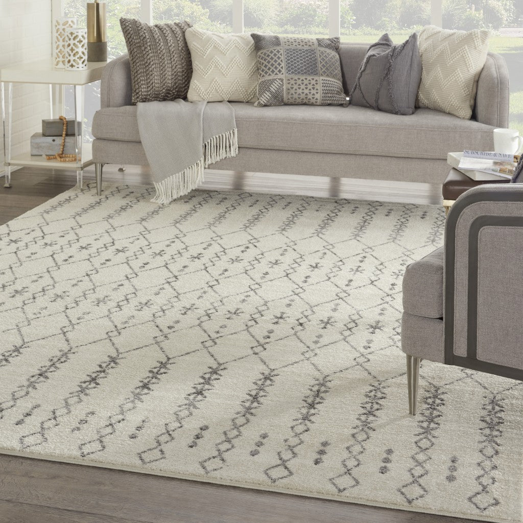 4' X 6' Gray Geometric Power Loom Area Rug