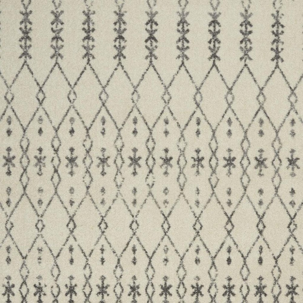 8' X 10' Gray And Ivory Geometric Distressed Area Rug