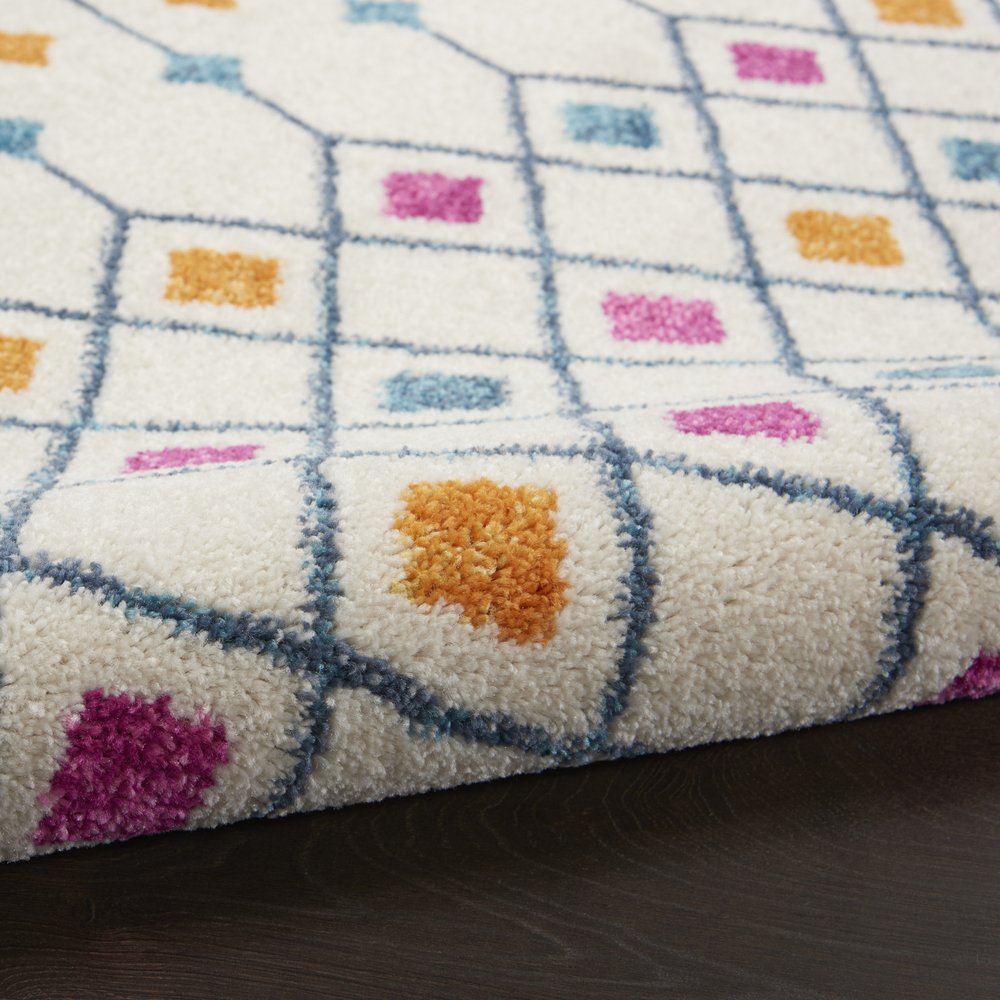 5' X 7' Ivory And Blue Geometric Area Rug