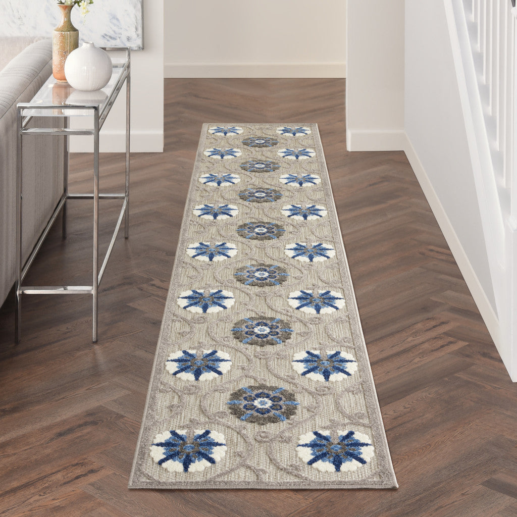 5' X 7' Ivory And Blue Geometric Area Rug