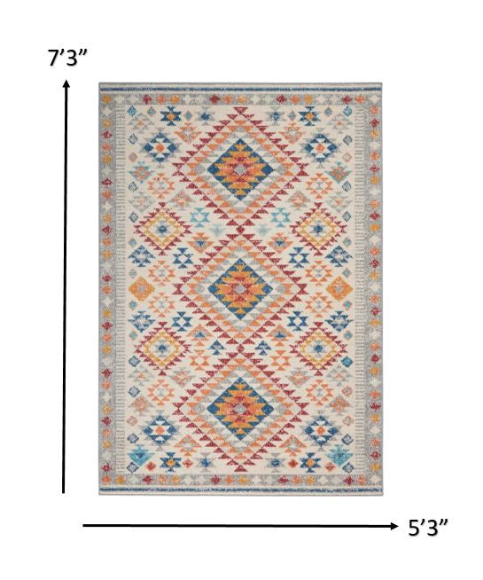 5' X 7' Gray And Ivory Geometric Dhurrie Area Rug