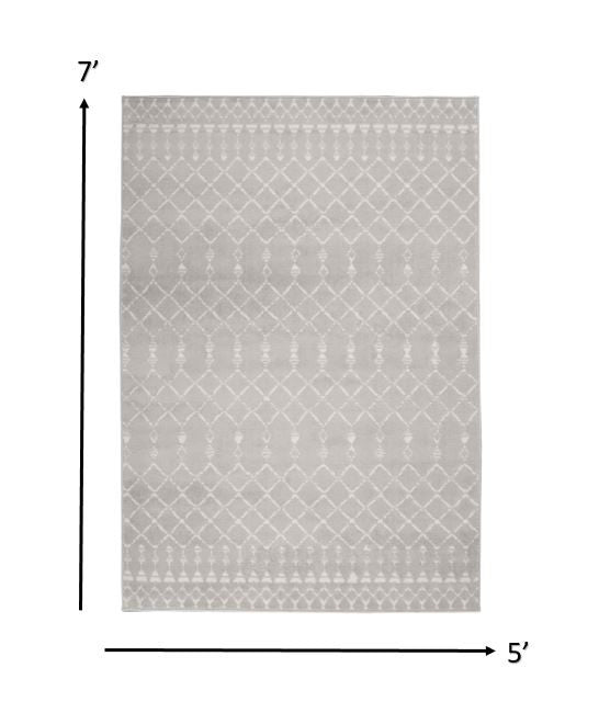 5' X 7' Gray Geometric Berber Area Rug