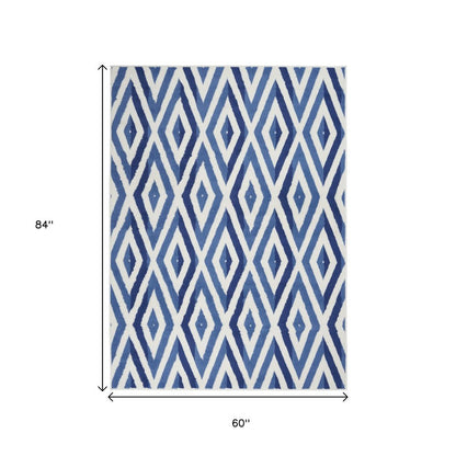 5' X 7' Ivory And Blue Geometric Area Rug