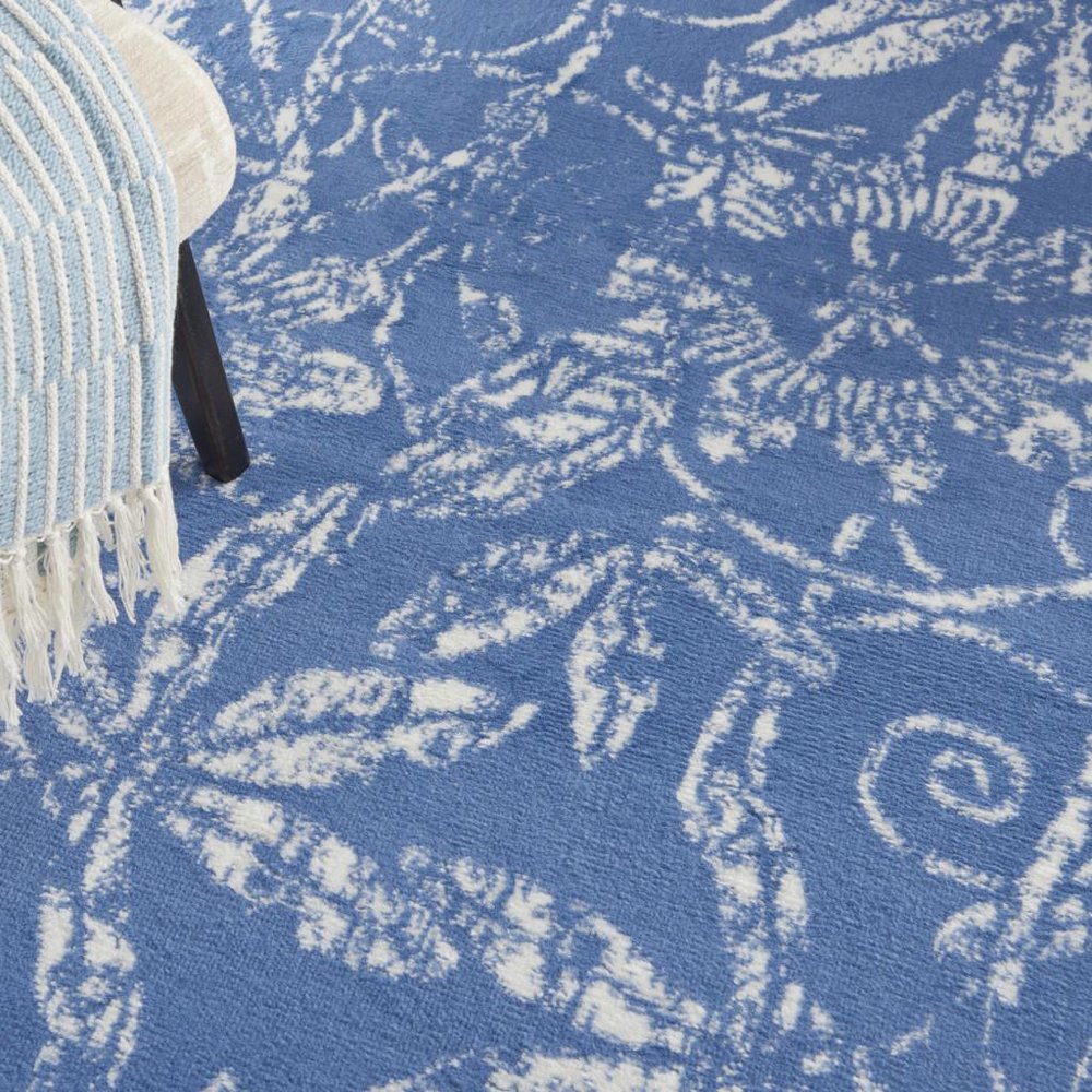 5' X 7' Blue And Ivory Floral Vines Distressed Area Rug
