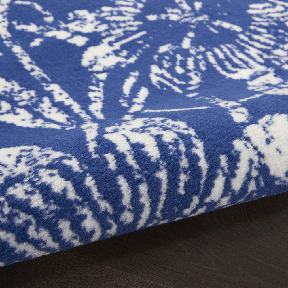 5' X 7' Ivory And Blue Floral Vines Distressed Area Rug