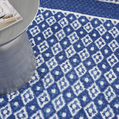6' X 9' Blue And White Geometric Area Rug