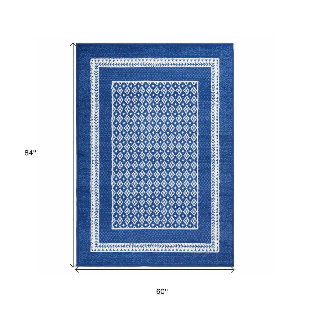 4' X 6' Blue And White Geometric Area Rug