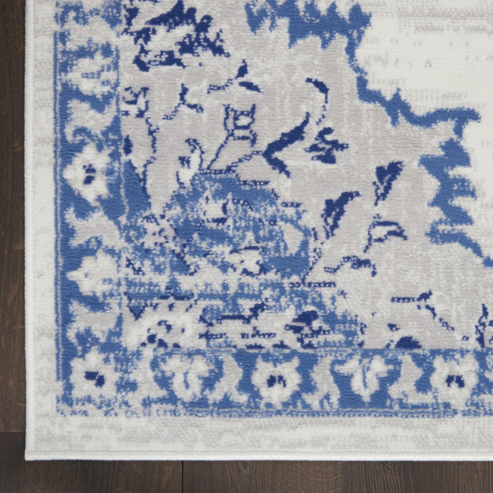 5' X 7' Ivory And Blue Medallion Area Rug