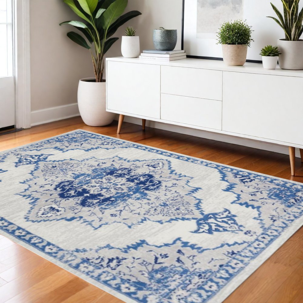 5' X 7' Ivory And Blue Medallion Area Rug