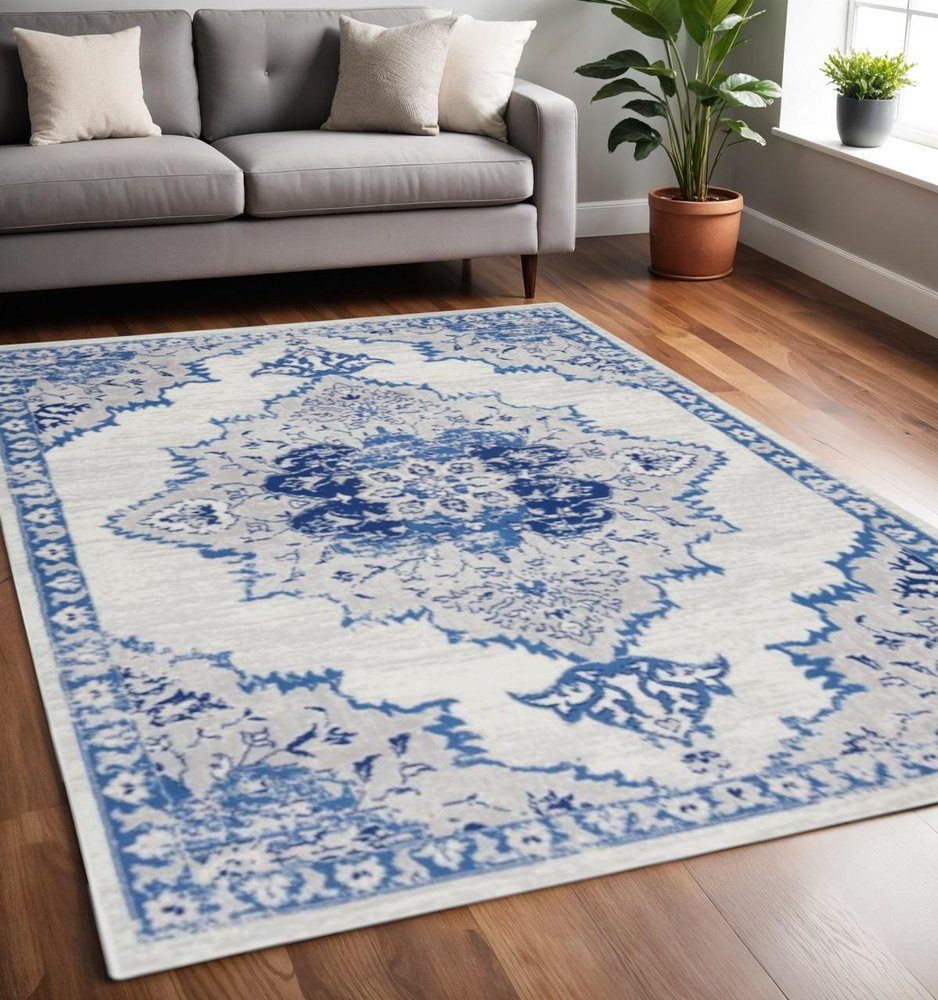 4' X 6' Ivory And Blue Medallion Area Rug