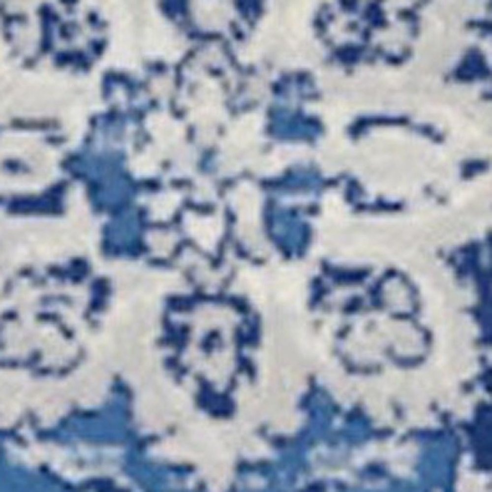 5' X 7' Ivory And Blue Medallion Area Rug