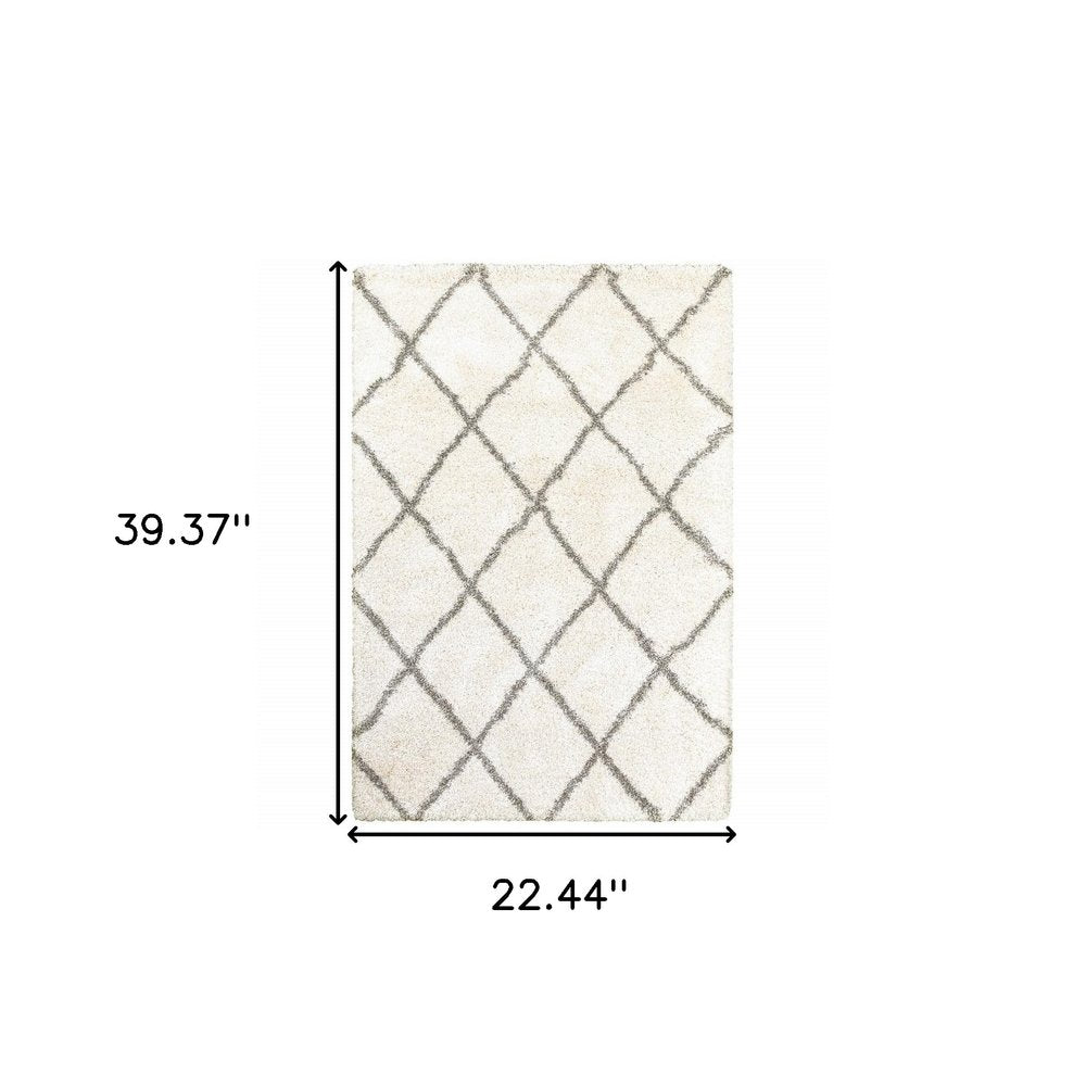 5' X 8' Ivory And Gray Geometric Lattice Area Rug