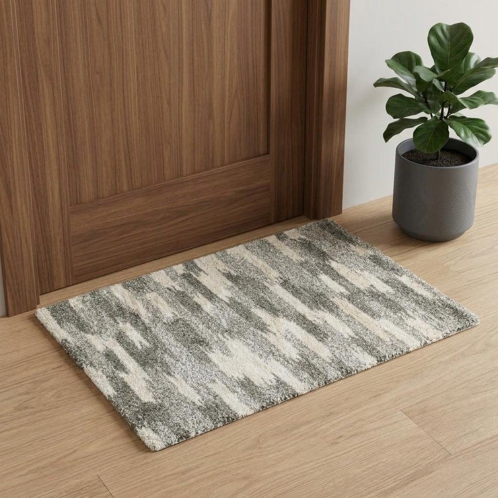 8' X 11' Gray And Ivory Geometric Pattern Area Rug