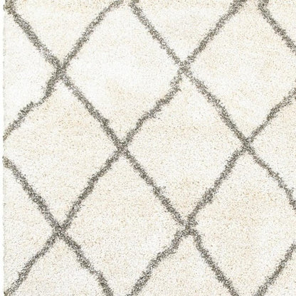 5' X 8' Ivory And Gray Geometric Lattice Area Rug