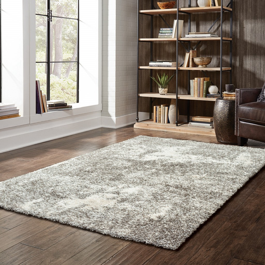 8' Round Gray And Ivory Distressed Abstract Area Rug