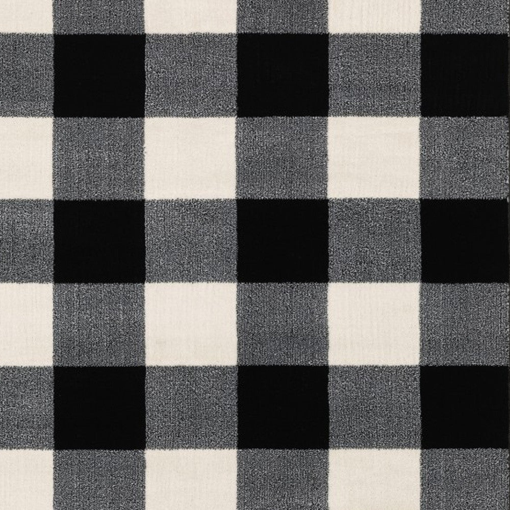 7' X 9' Monochromatic Gingham Pattern Indoor Area Rug