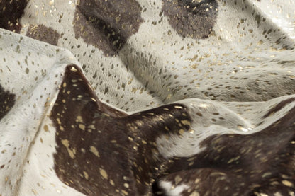 6' X 7' Gold And White Cowhide Area Rug