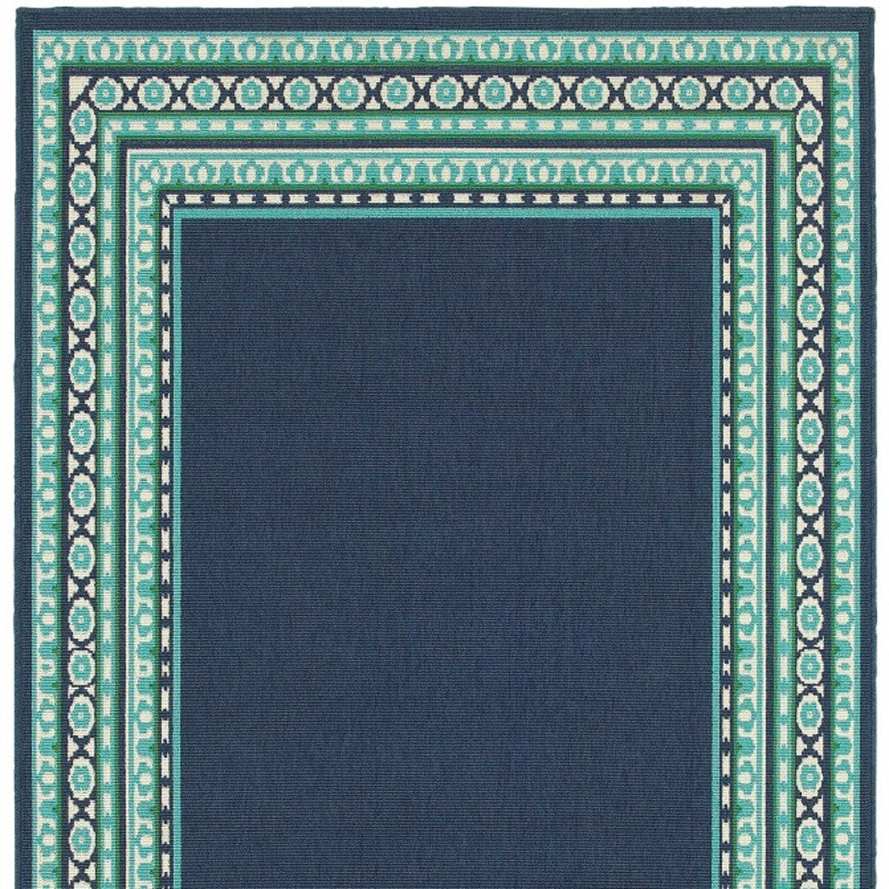 8' X 8' Blue and Green Round Indoor Outdoor Area Rug