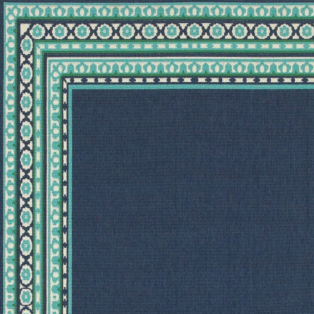 8' X 8' Blue and Green Round Indoor Outdoor Area Rug