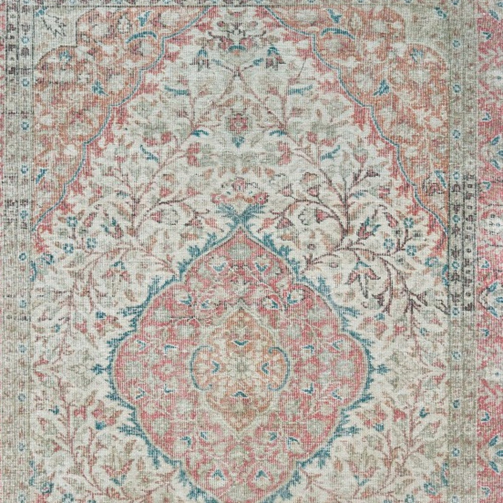 5' X 8' Ivory And Pink Oriental Area Rug