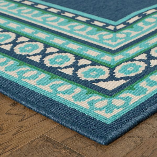 8' X 8' Blue and Green Round Indoor Outdoor Area Rug