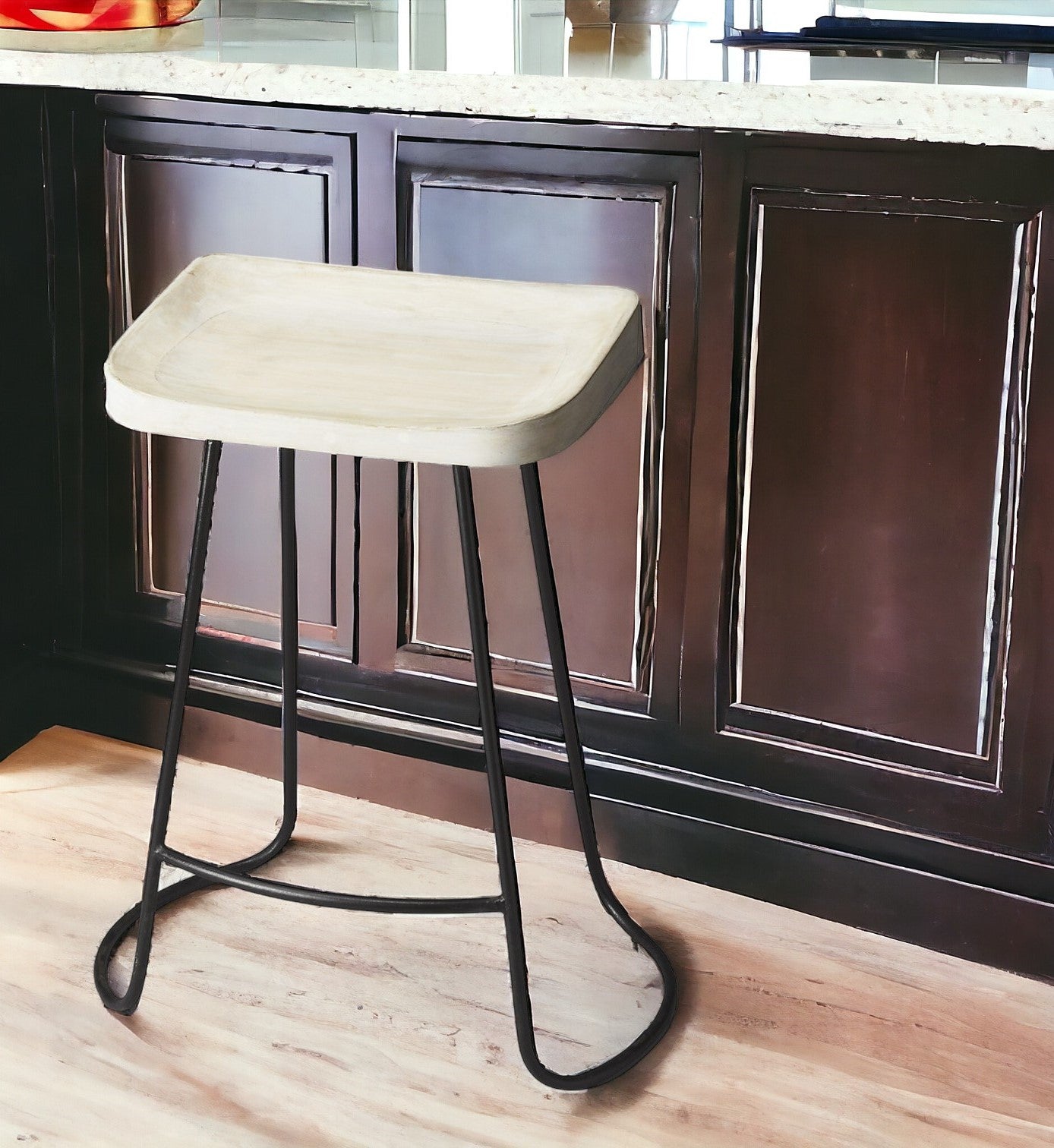 21" Off White And Black Manufactured Wood And Iron Backless Counter Height Bar Chair